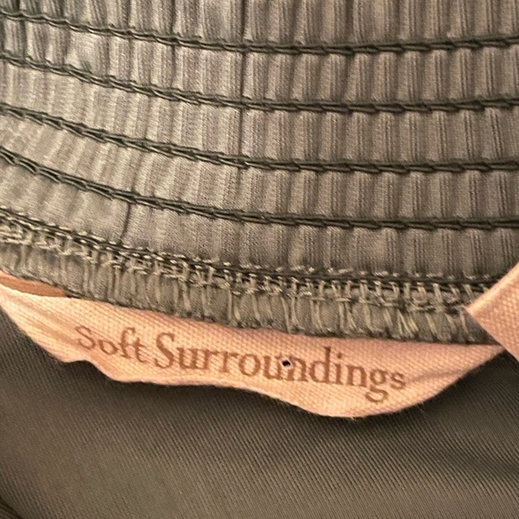 Soft Surroundings Floriana Velvet Peplum Ruffle Blouse Pine Grove Size Medium - Picture 10 of 13